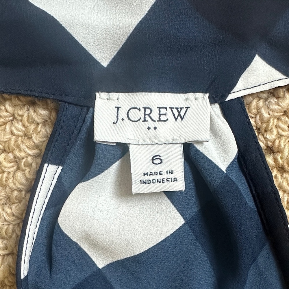 J.Crew Navy White Geometric Halter Bow Tie Sleeveless Blouse Size 6 - Picture 2 of 4